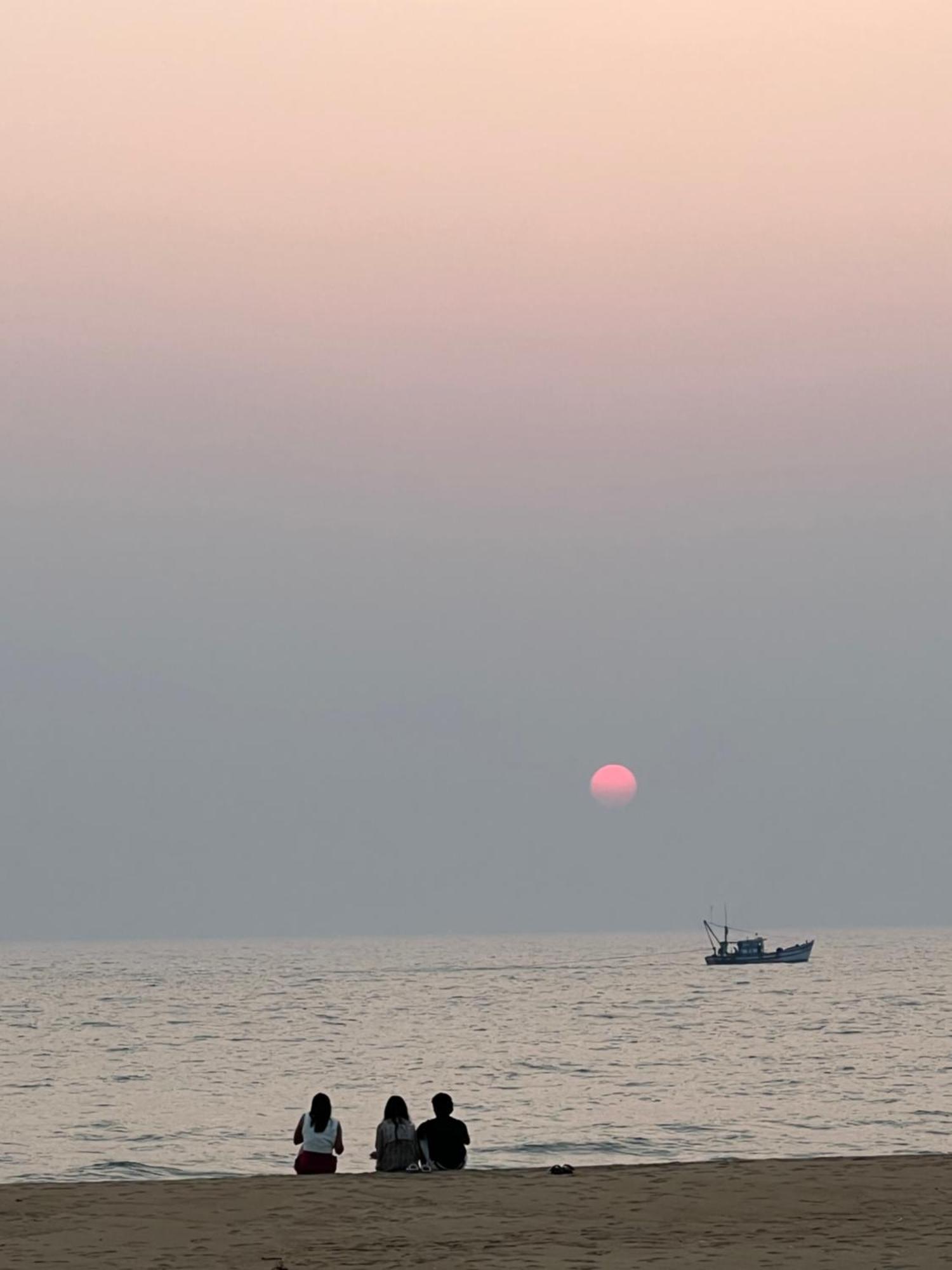 Blue Lagoon Beach Resort Gokarna  Ngoại thất bức ảnh