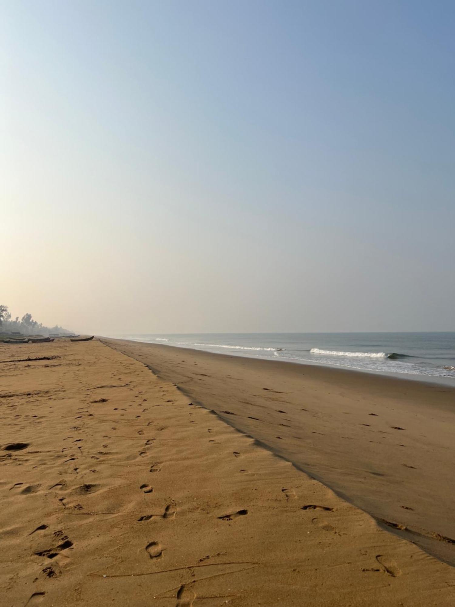 Blue Lagoon Beach Resort Gokarna  Ngoại thất bức ảnh